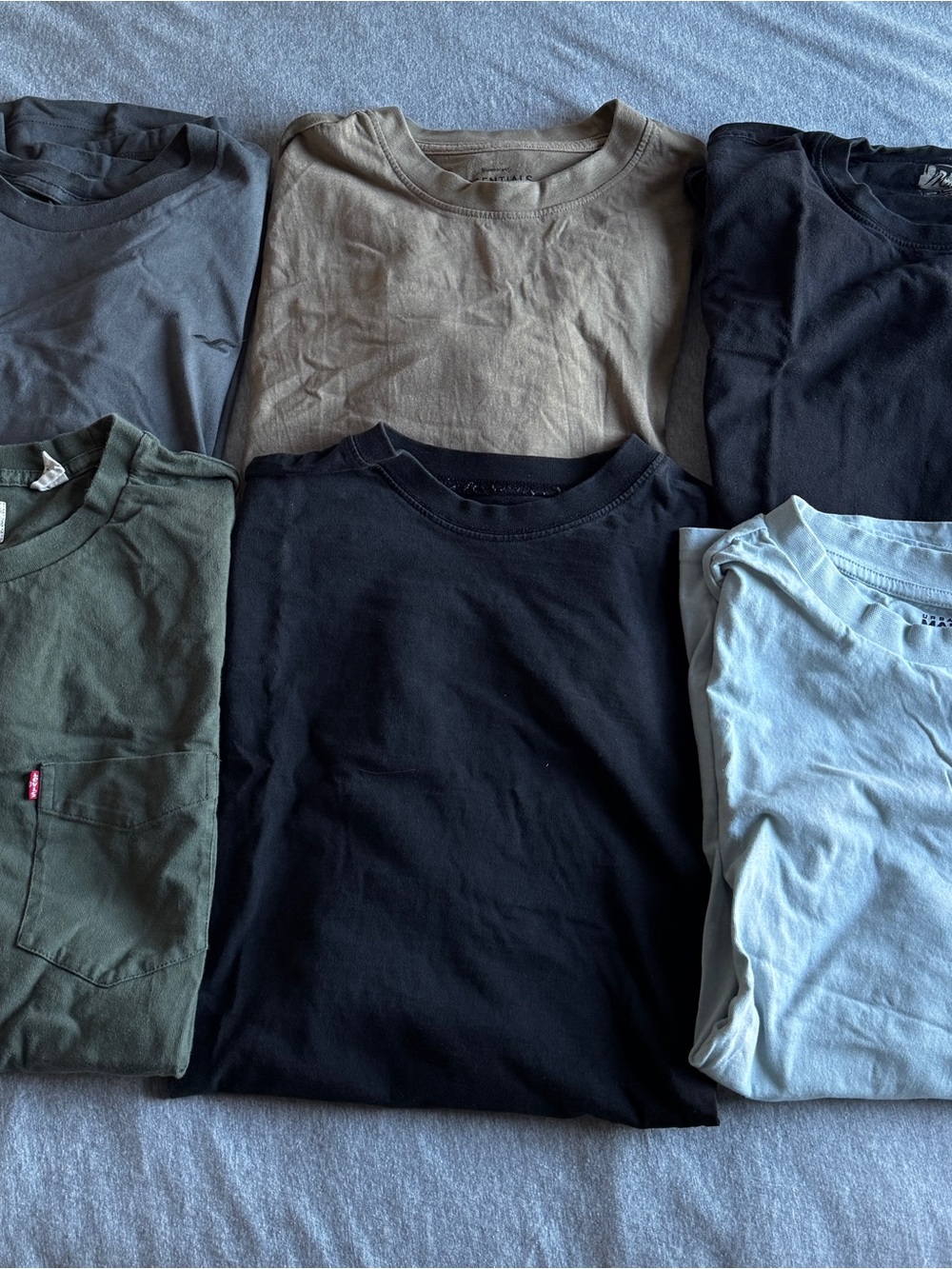 Men's Black Crew Neck T-Shirts (M)